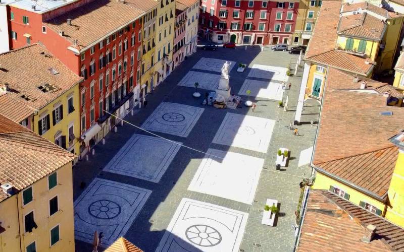 carrara, piazza alberica visita guidata