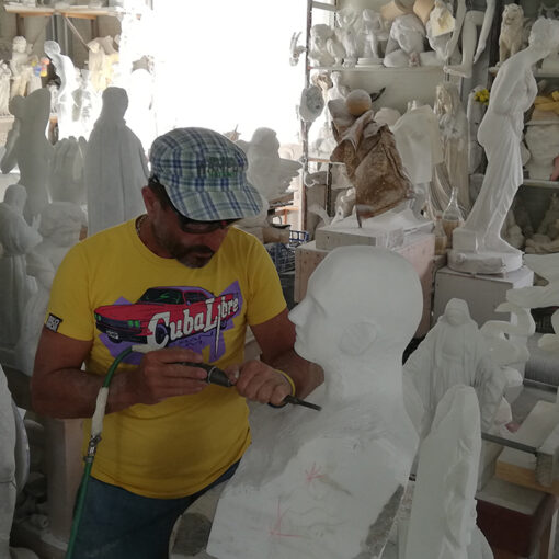 carrara città unesco per l'artigianato del marmo