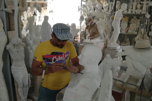 carrara città unesco per l'artigianato del marmo