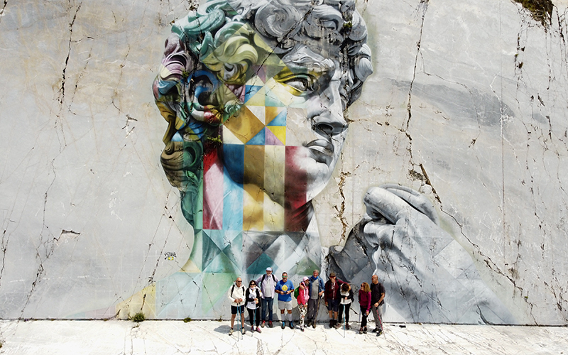 hiking in carrara, the aronte's trail