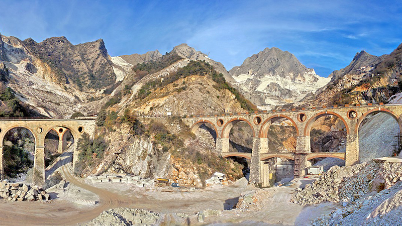 carrara marble quarries, vara bridges